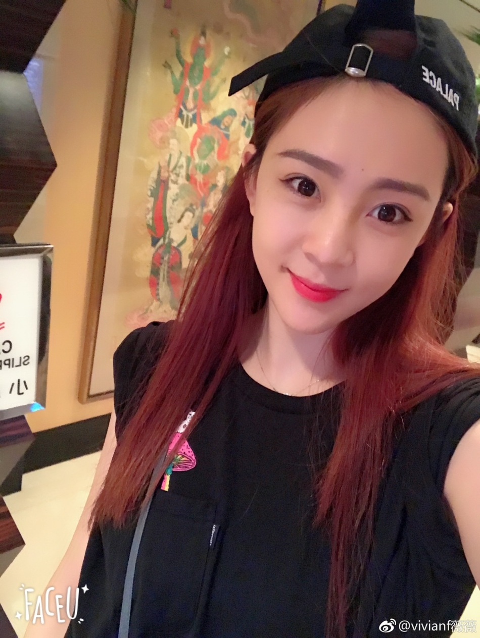 爆料一直播第一女主播vivianf和给她刷了九千万人民币的榜一要结婚了
