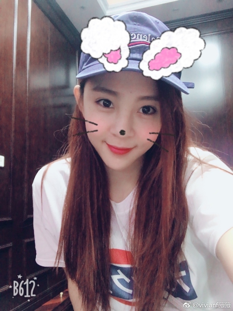 爆料一直播第一女主播vivianf和给她刷了九千万人民币的榜一要结婚了