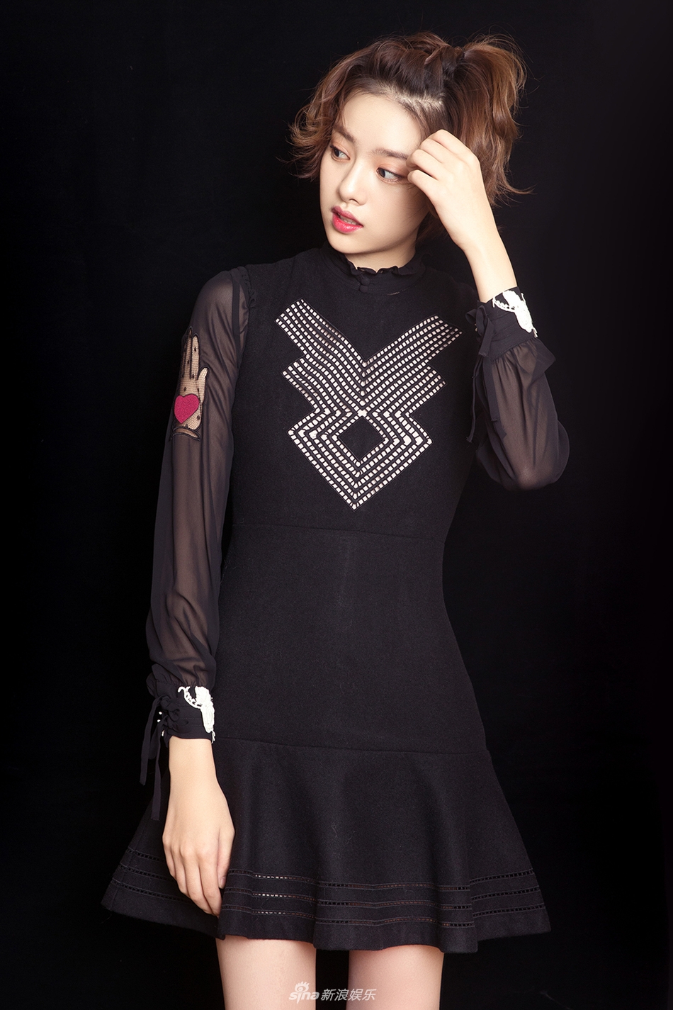 中国内地美女演员张艺上