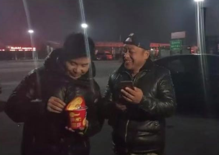 疫情筛选人口_疫情期间的人口流动图(2)