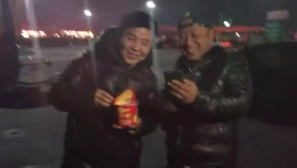疫情筛选人口_疫情期间的人口流动图(2)