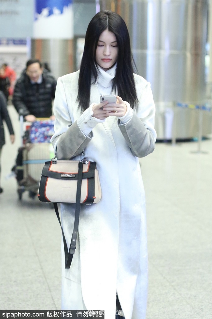 何穗风衣_何穗(3)