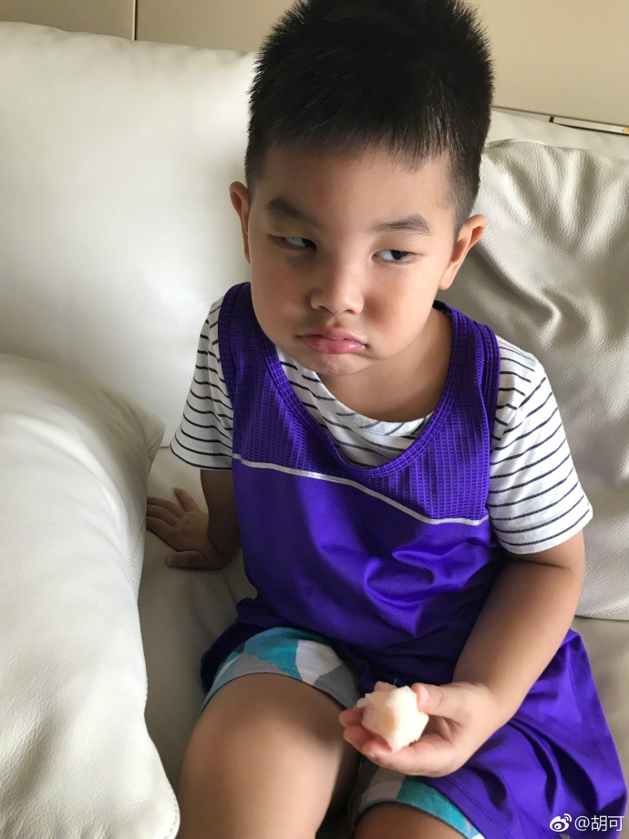 crUy-fyixiar9573132.jpg