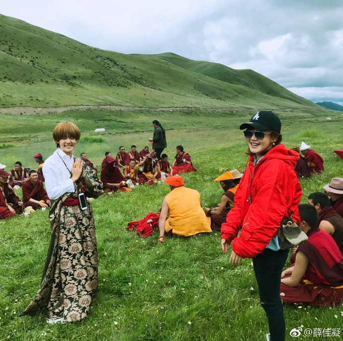 薛佳凝解救高原野生动物 还是记忆中的那个哈妹!