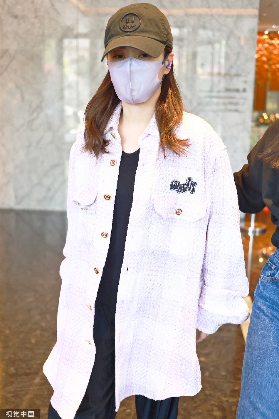 组图:阿sa阿娇毛俊杰《乘风破浪》上班路透姐姐们造型休闲状态佳第6张图片 组图:阿sa阿娇毛俊杰《乘风破浪》上班路透姐姐们造型休闲状态佳第6张图片