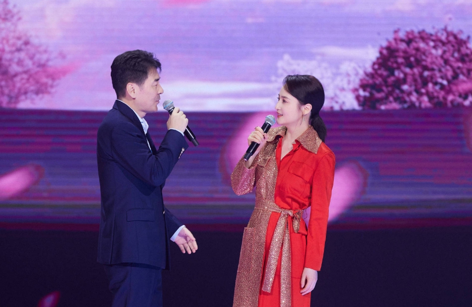 组图：2022各大卫视春晚精彩看点 郭麒麟宋小宝张杰冯巩等亮点足_17