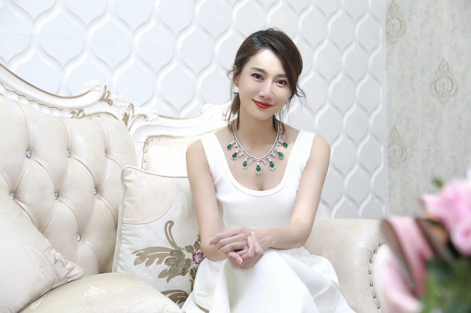 李斯羽内衣_李斯羽性感图片(3)