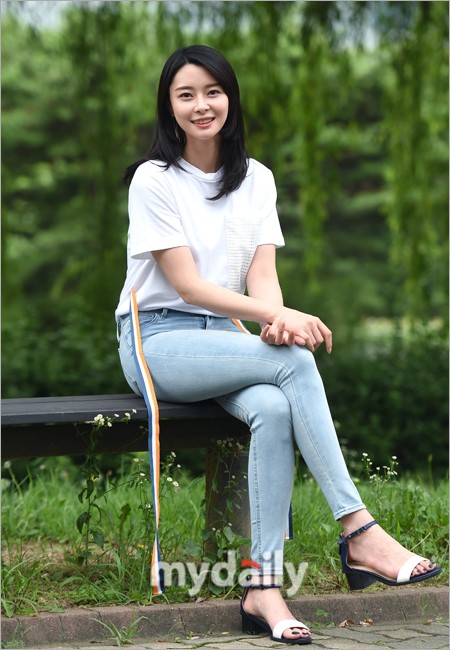 权娜拉少女的世界