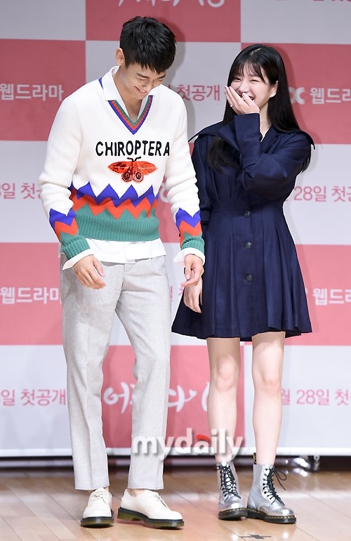组图:jtbc《18岁》发布会 崔珉豪李侑菲等出席_高清图集_新浪网