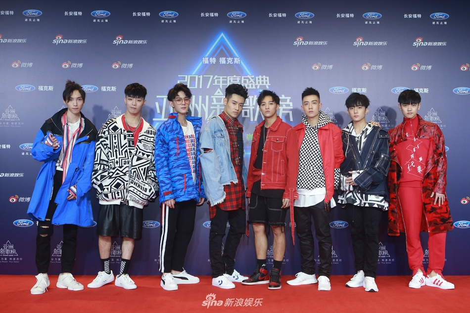 X玖少年团成员的身高图片