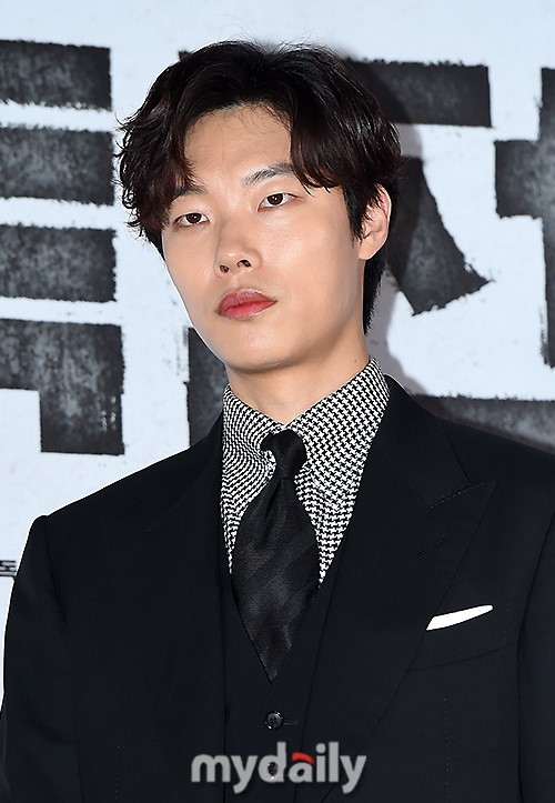 组图:韩国版《毒战》试映 车胜元赵震雄等戏骨