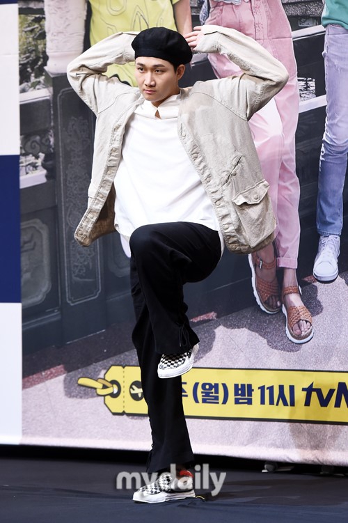 李勇真