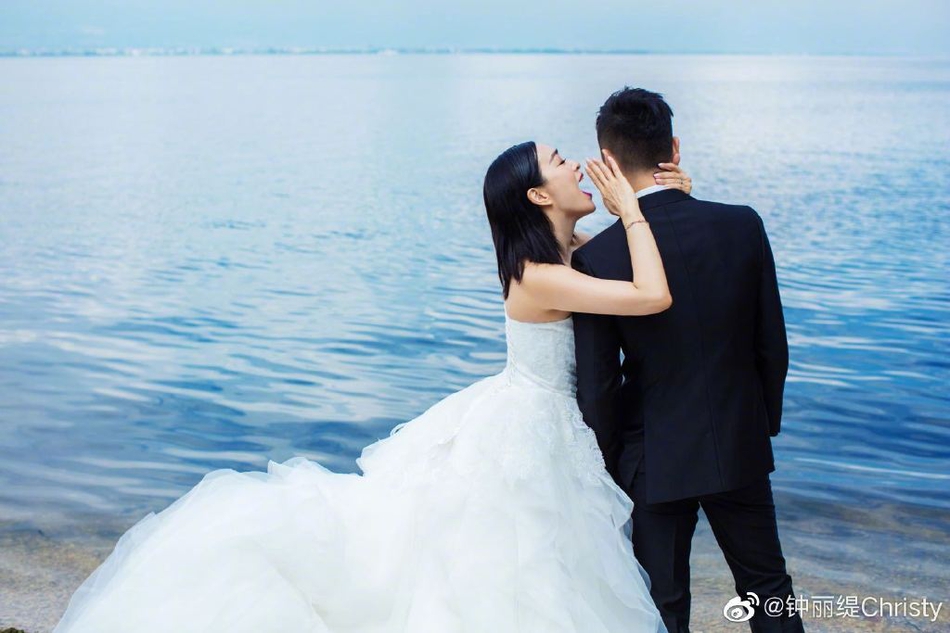 钟丽缇和张伦硕婚纱照_钟丽缇和张伦硕(3)