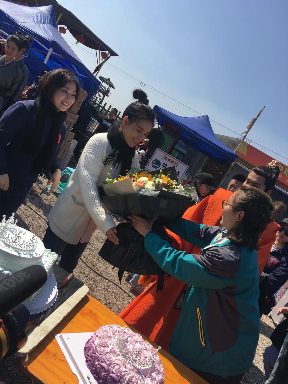 马思纯盛一伦综艺节目图片