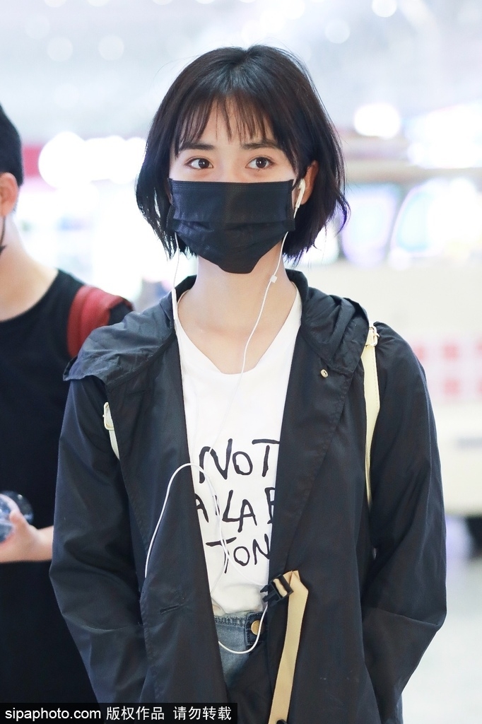 风衣口罩_戴口罩的男生头像动漫(3)