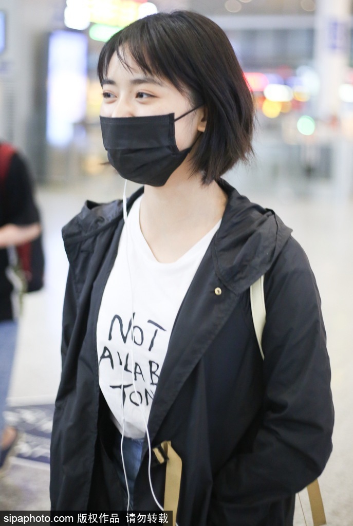 风衣口罩_戴口罩的男生头像动漫(2)