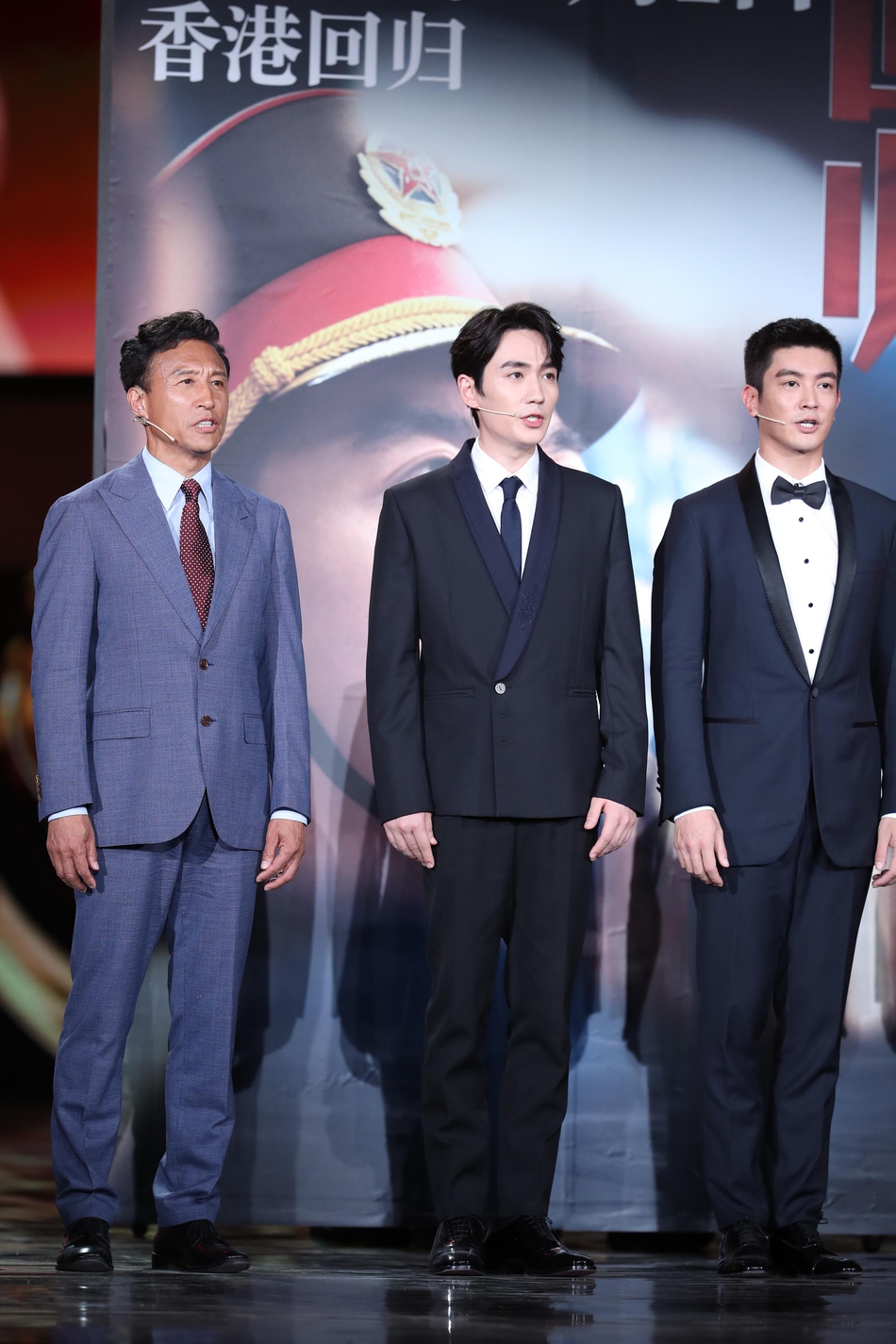 【奇趣网】迷妹墙头都在这！王俊凯易烊千玺刘昊然陈飞宇合体亮相