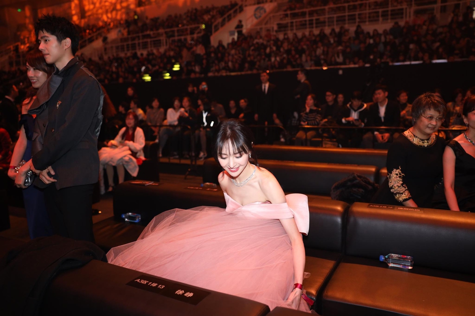 微博之夜2021全程播放迪丽热巴 ab67-imztzhn3379248.jpg