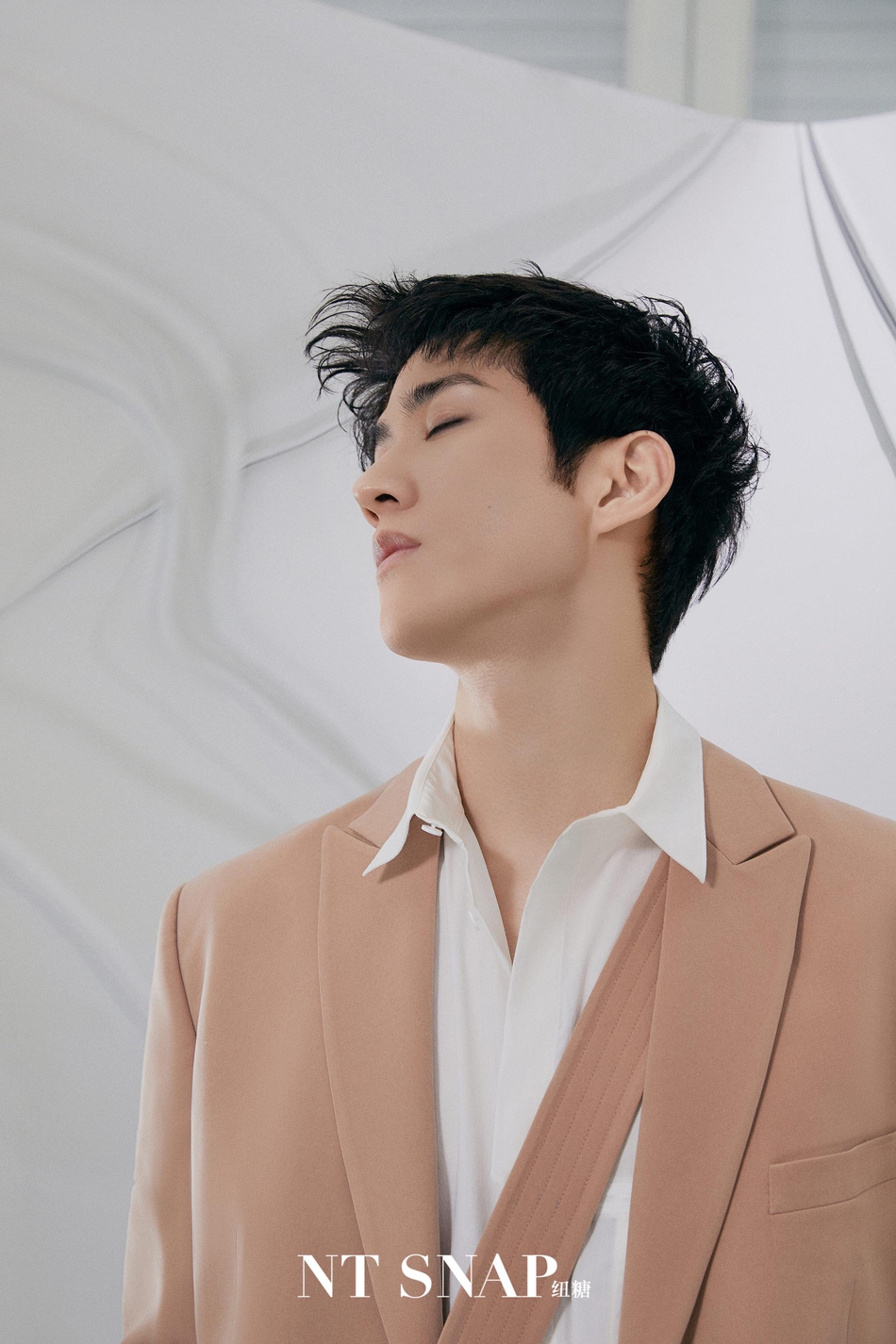 拜仁创纪录夺冠