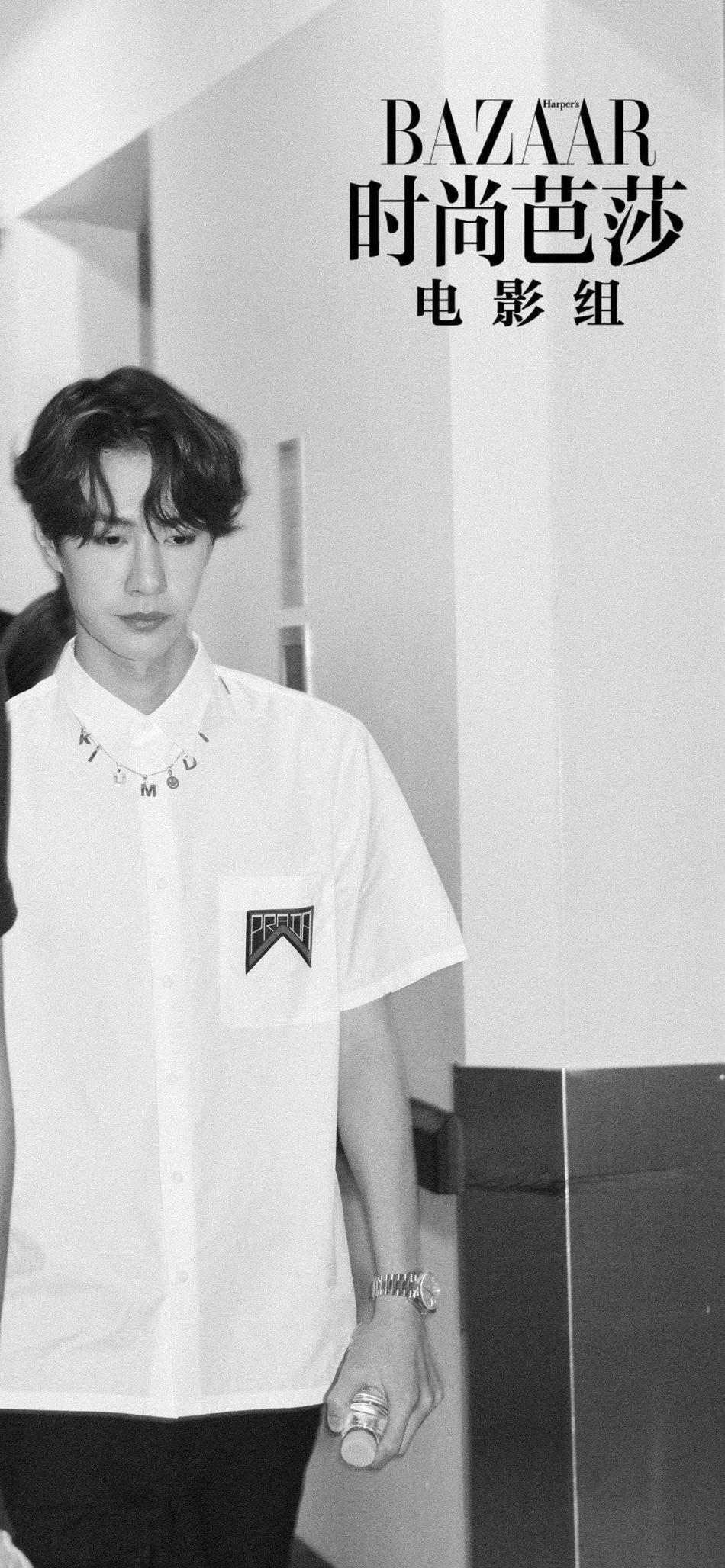 「奇趣网」《陈情令》泰国见面会 肖战王一博同穿白衬衫清新帅气