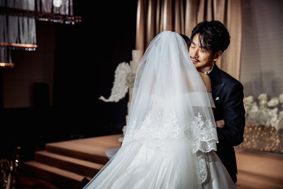 彝族婚纱照_史上最美彝族婚纱照(2)