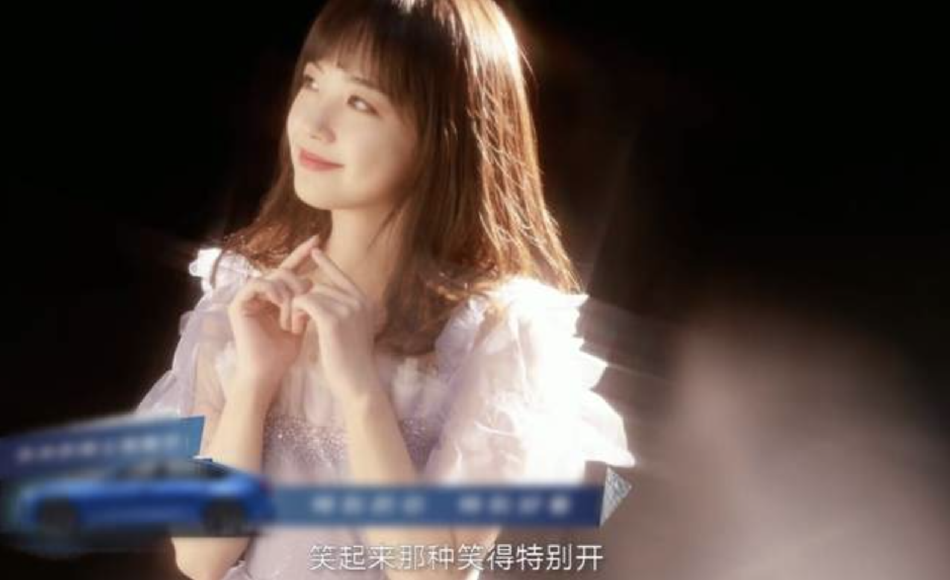 组图：王冰冰与女排冠军张常宁拍闺蜜照 画面养眼又有趣_4