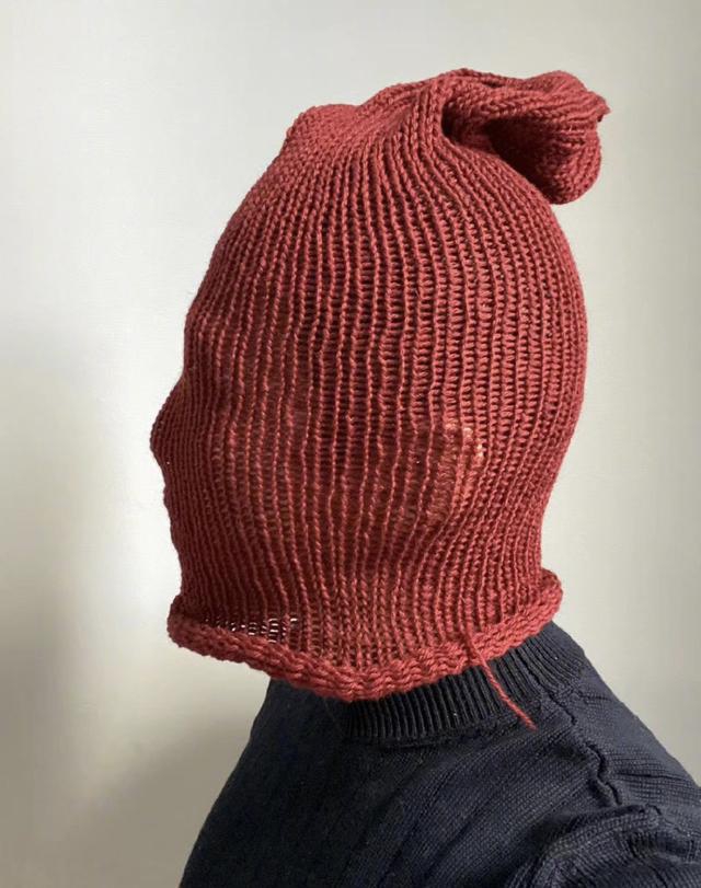 [奇趣网]获赠孙俪亲手织的帽子！邓超受宠若惊狂晒自拍