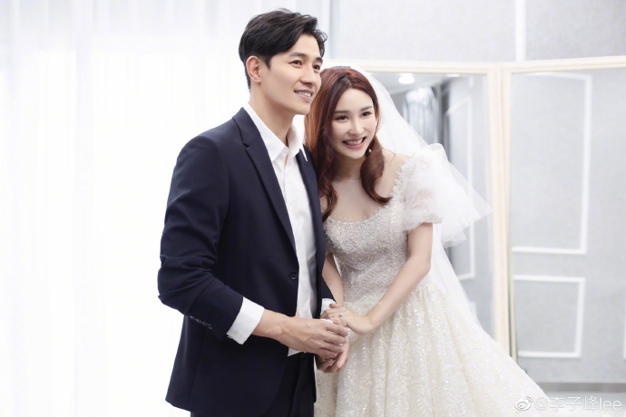 一个人的婚纱照_婚纱照图片唯美一个人(3)