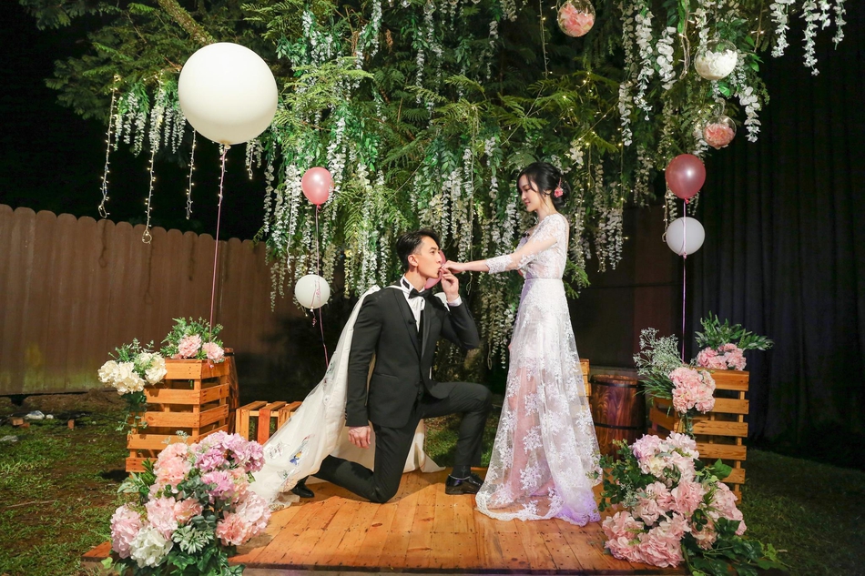 自己制作婚纱_婚纱情侣头像(3)