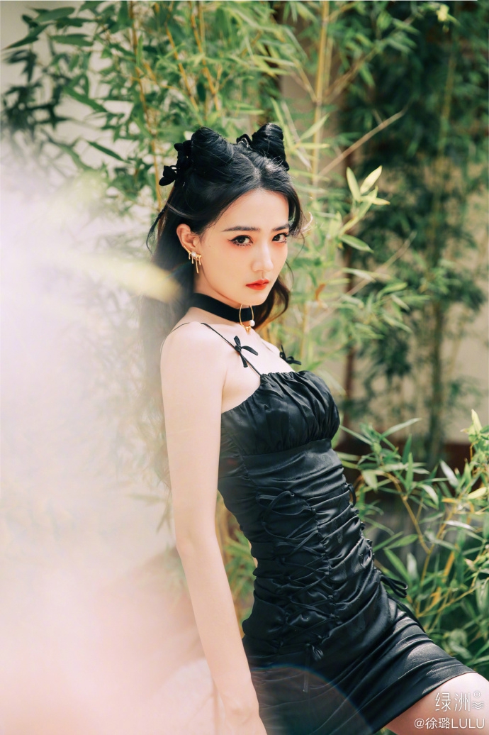 徐璐内衣写真照片_徐璐性感内衣写真