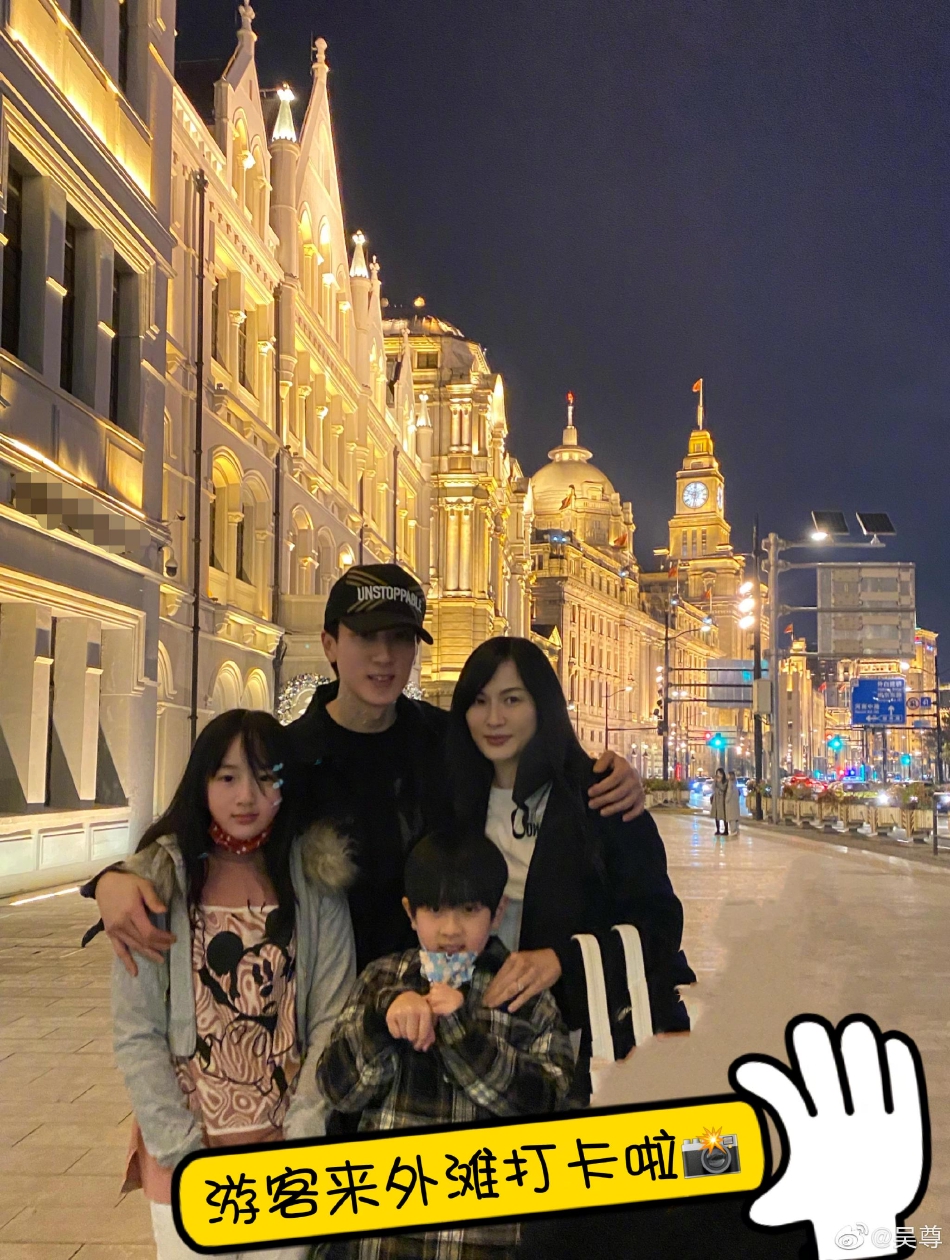 组图：吴尊计划让儿女在中国读书 并透露Neinei和Max中文进步神速_7