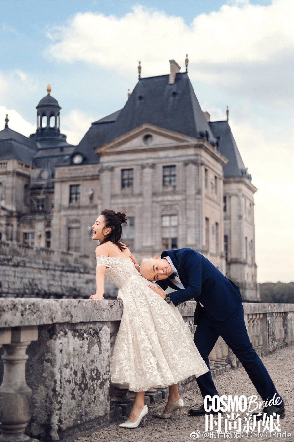 包文婧的婚纱_包文婧的女儿(3)