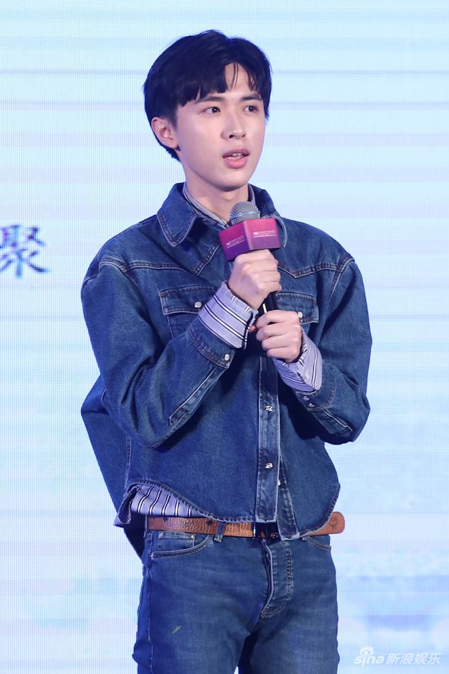 欢娱影视创始人于正,欢娱影视ceo杨乐及旗下演员张哲瀚,吴谨言,张逸杰