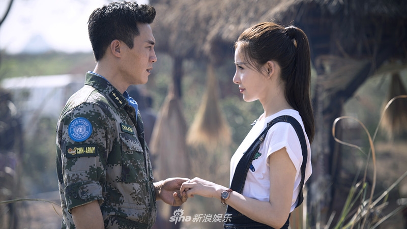 组图:《维和步兵营》热播 贾青上演女追男战地爱情