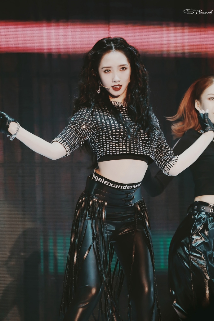 跳舞模仿搞笑版 98ee-iknhexi0711275.jpg