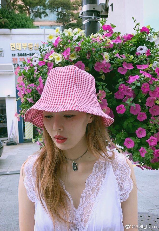 阿迪达斯清风系列