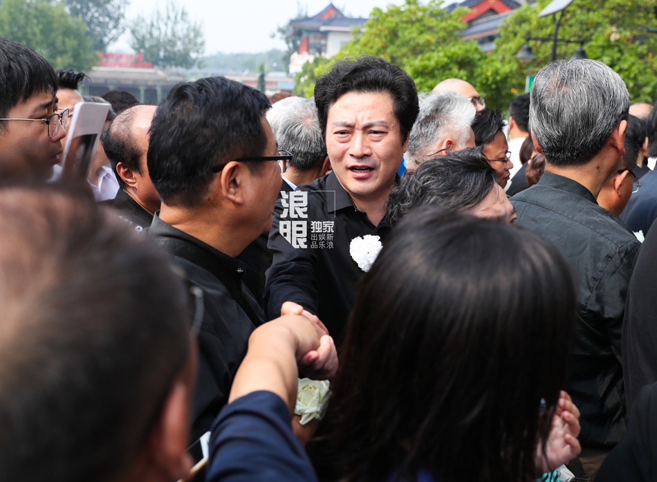 菲董-乐鱼app(leyu)官方网站-乐鱼官网