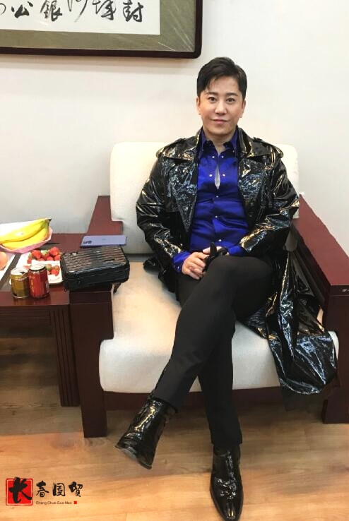 组图:50岁毛宁近照曝光岁月无痕 再唱《涛声依旧 引回忆杀_高清图集