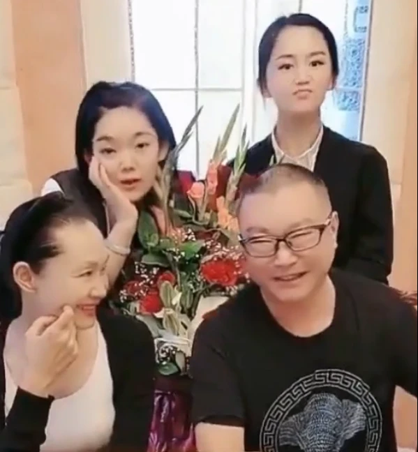 于文华内衣_于文华性感图片