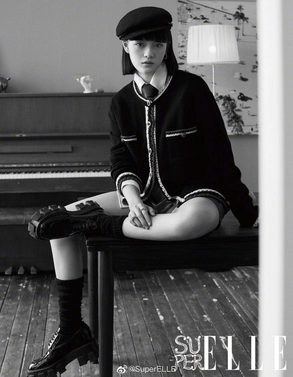 00后小花PK！欧阳娜娜文淇合体登封 一个淑女一个大佬