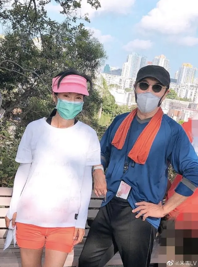 瘦的人口罩_戴口罩的人简笔画(2)