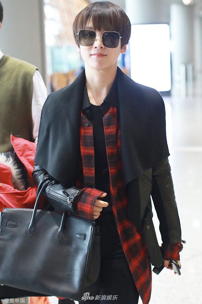 曼联19号-爱游戏(ayx)官网网站_ayx.com