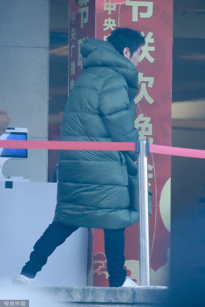 组图：2022央视春晚第三次大联排 李宇春赵丽颖易烊千玺等现身_23