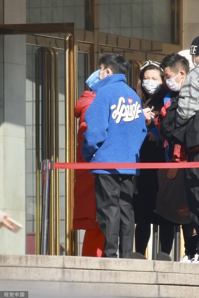 组图：2022央视春晚第三次大联排 李宇春赵丽颖易烊千玺等现身_44