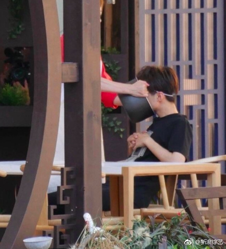 湖人对尼克斯-乐鱼app(leyu)官方网站-乐鱼官网