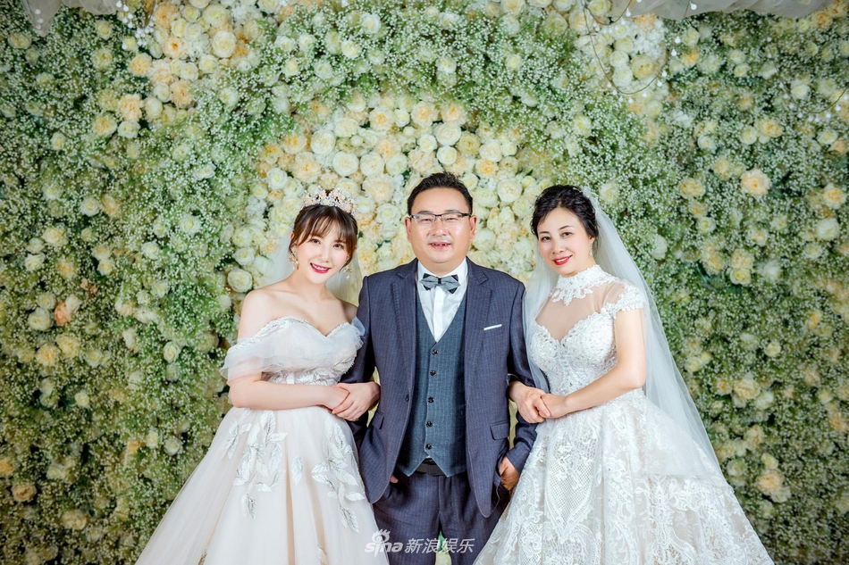 婚纱全家福照片欣赏_婚纱全家福照片(2)