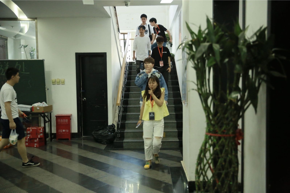 艾马尔为什么叫小丑-乐鱼app(leyu)官方网站-乐鱼官网