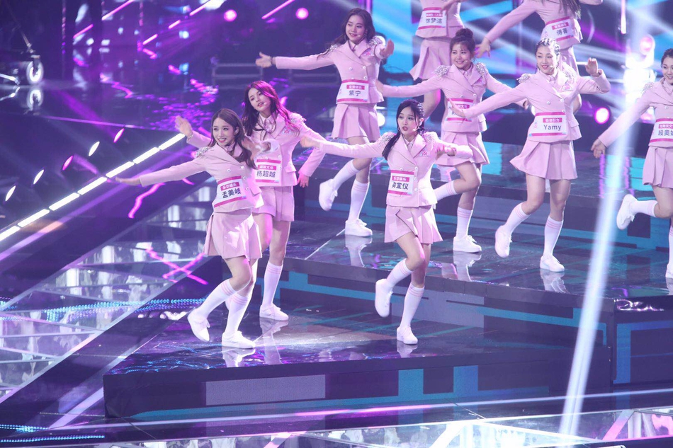 组图:火箭少女101成团 孟美岐站C位吴宣仪第二杨超越第三