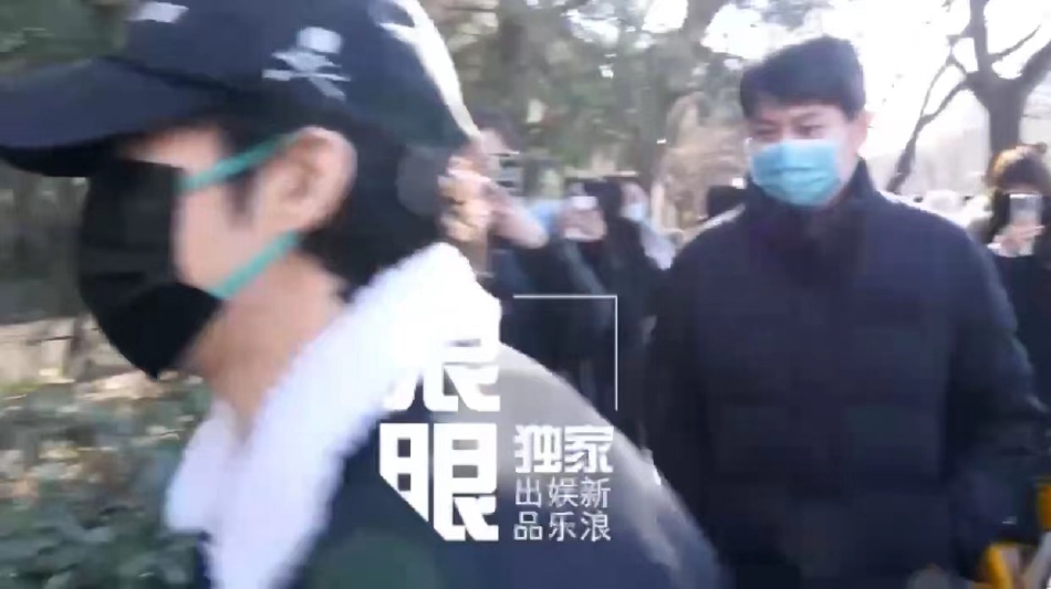 组图：2022央视春晚第三次大联排 李宇春赵丽颖易烊千玺等现身_71