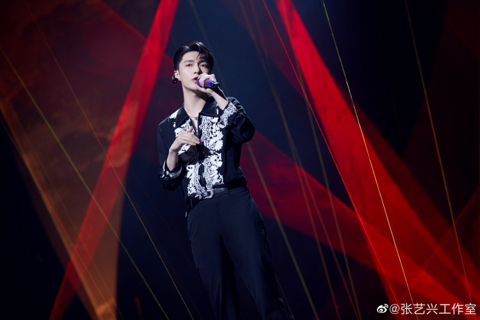 拜仁创纪录夺冠